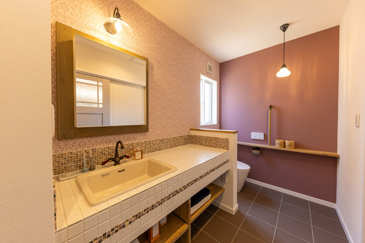 家族の時間が溶け込むコースタルな平屋のお家